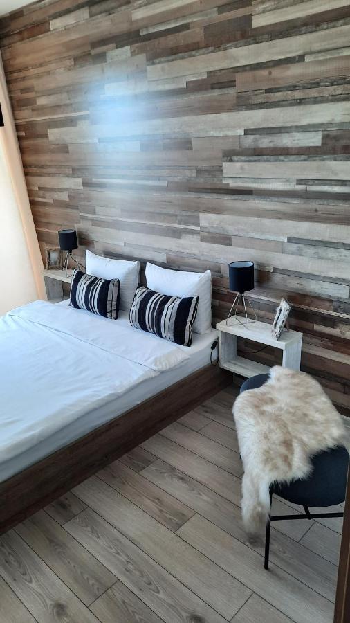 New Grey Residence Apartament Targu Mures Luaran gambar