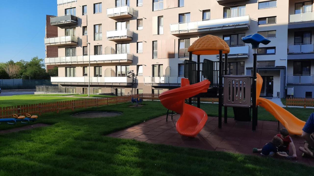New Grey Residence Apartament Targu Mures Luaran gambar