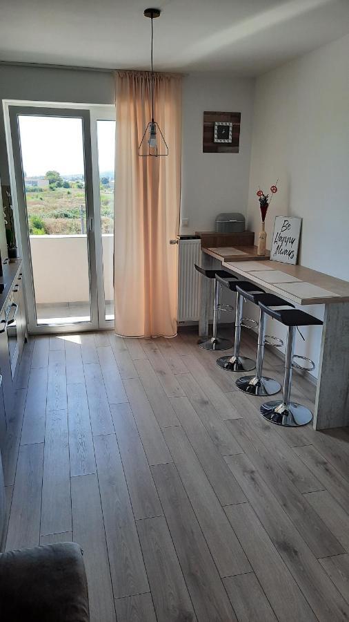 New Grey Residence Apartament Targu Mures Luaran gambar